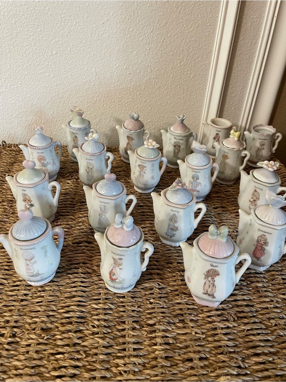 Precious Moments 1995 Enesco PMI Vintage Spice Teapots Collection Lot of 16
